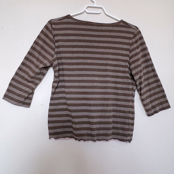 Brown Long Sleeve - Picture 2 of 9